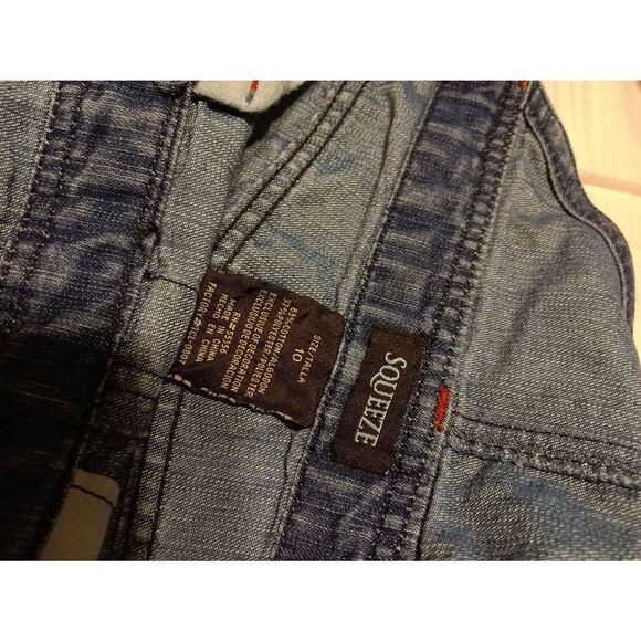 Squeeze brand coverall denim shorts - Size 10 (0503) - Picture 3 of 6